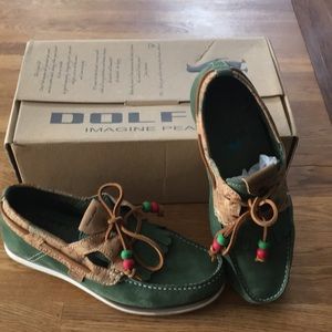 Dolfie moccasins